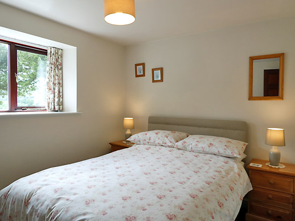 Ground floor bedroom - Tethera